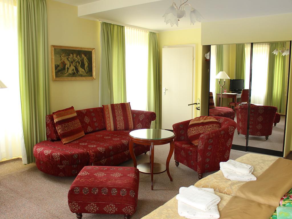 Parkhotel Sonne Schönau im Schwarzwald Екстериор снимка